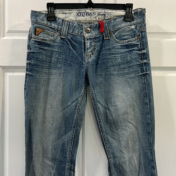 Guess size 27 foxy flare leg jeans, distressed, excellent condition - Picture 3 of 14